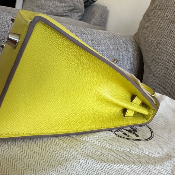 HERMÈS Lime PHW KELLY 25 Epsom Sellier , stamp U -2022  w/ Receipt - Picture 11 of 16